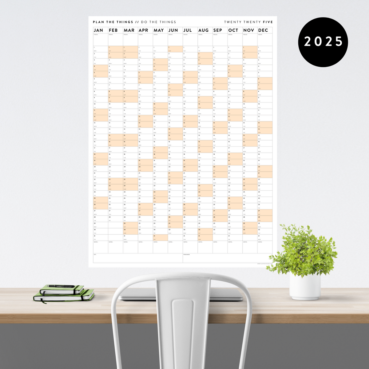 PRINTABLE VERTICAL 2025 WALL CALENDAR WITH ORANGE WEEKENDS - INSTANT DOWNLOAD