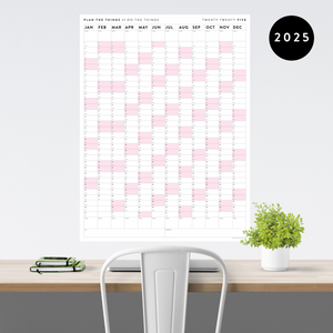 PRINTABLE VERTICAL 2025 WALL CALENDAR WITH PINK WEEKENDS - INSTANT DOWNLOAD
