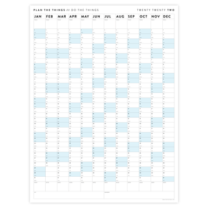 VERTICAL 2022 WALL CALENDAR WITH BLUE WEEKENDS